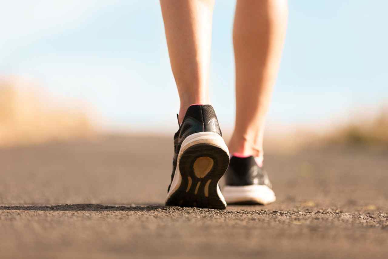Quanti chilometri bisogna camminare per dimagrire? Ecco la risposta