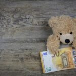 Grafico che illustra i limiti di donazione ai figli e le implicazioni fiscali in Italia.