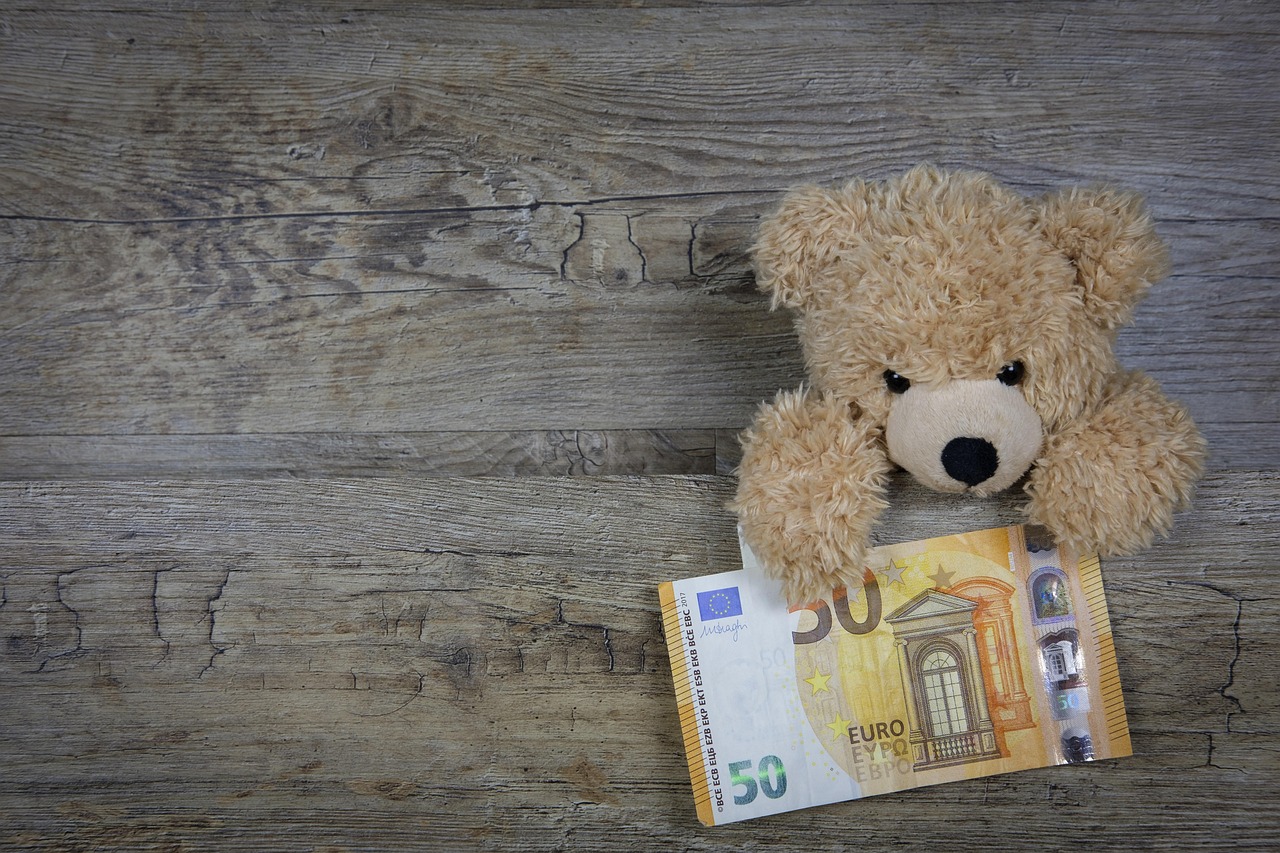 Grafico che illustra i limiti di donazione ai figli e le implicazioni fiscali in Italia.